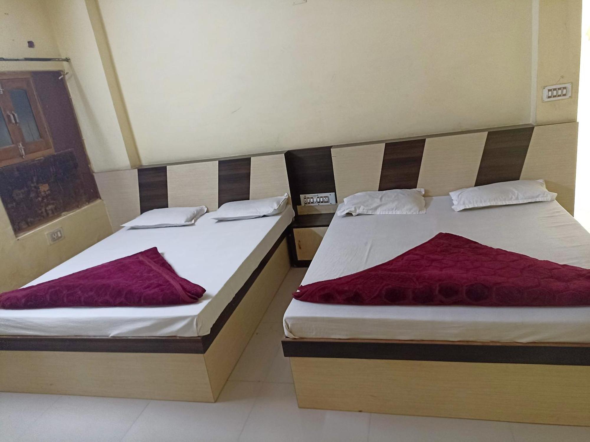 Shreeji Arpan Hotel Nāthdwāra Exterior foto